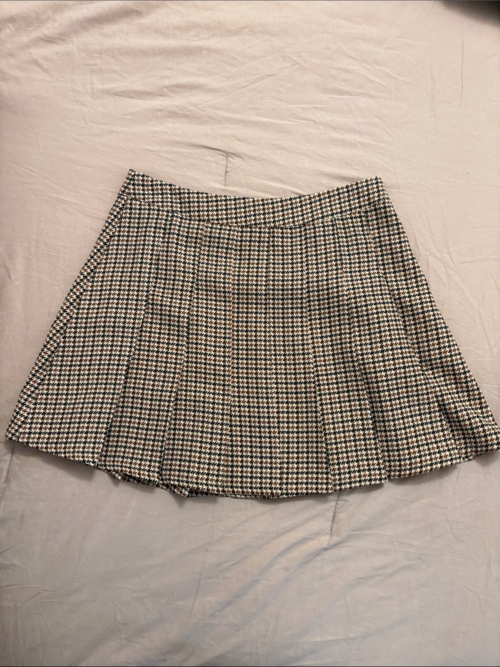 Cider Houndstooth Circle Skirt - Black & White